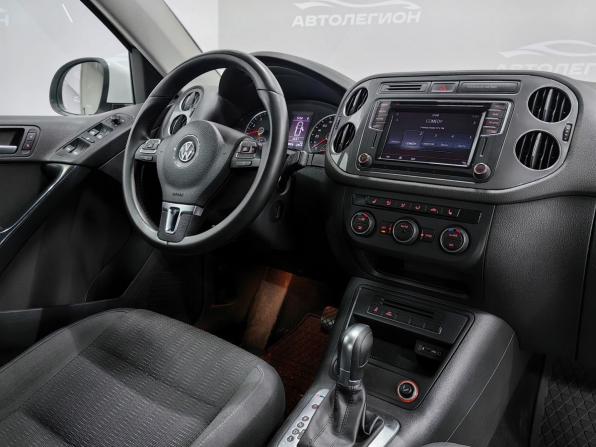 Volkswagen Tiguan I Рестайлинг с пробегом 2015 года, цена 1 570 000 рублей, 220760 км, внедорожник, Автокод Объявления