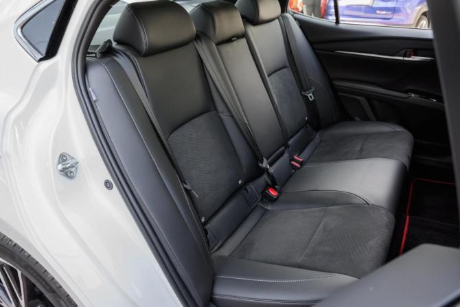 Toyota Camry IX (XV80) China Market с пробегом 2024 года, цена 4 410 000 рублей, 47 км, седан, Автокод Объявления