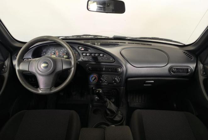 Chevrolet Niva I Рестайлинг с пробегом 2015 года, цена 660 000 рублей, 122092 км, внедорожник, Автокод Объявления