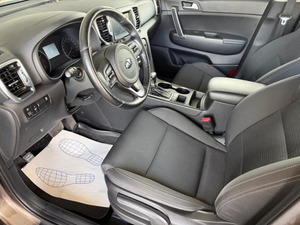 Kia Sportage IV с пробегом 2017 года, цена 1 999 000 рублей, 120000 км, внедорожник, Автокод Объявления