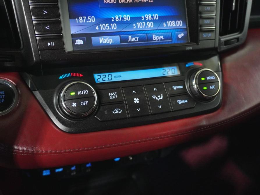 Toyota RAV4 IV (XA40) Рестайлинг Вологда  - изображение 12
