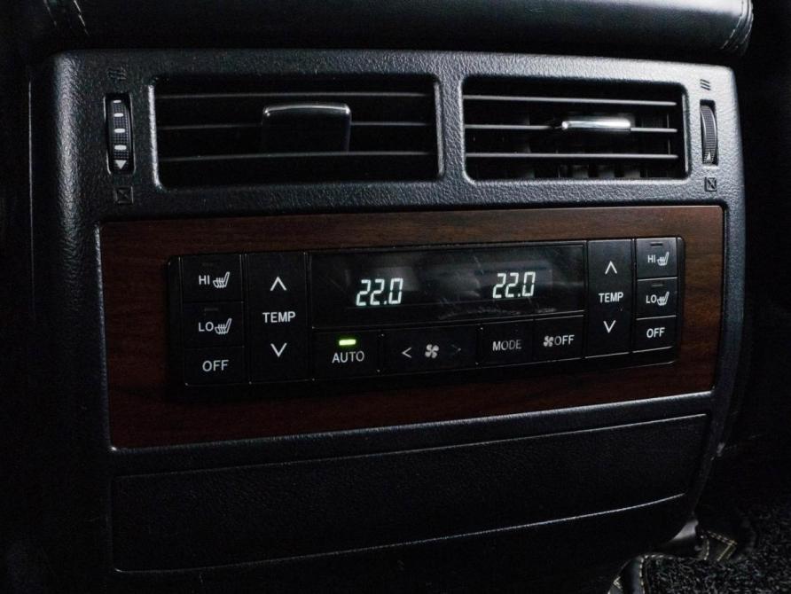 Toyota Land Cruiser 200 Series Рестайлинг 2 Тюмень  - изображение 29