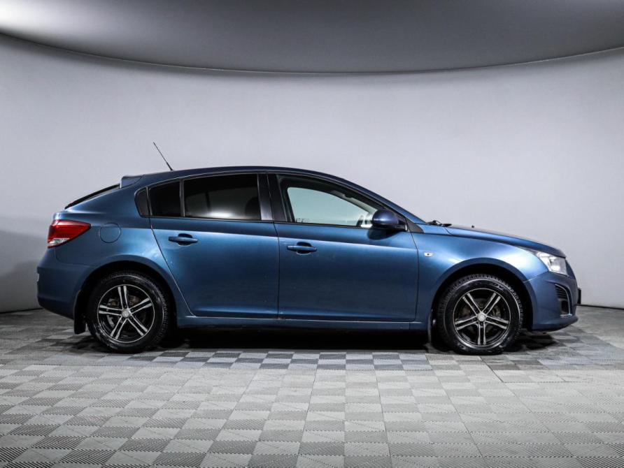 Chevrolet Cruze I Рестайлинг Москва  - изображение 4
