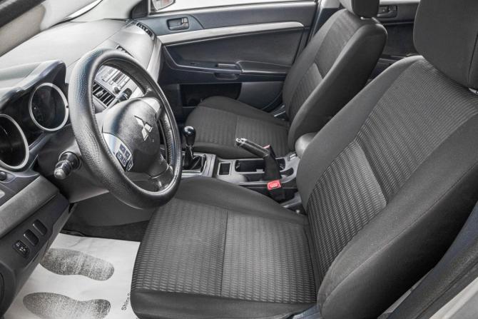 Mitsubishi Lancer X Рестайлинг с пробегом 2012 года, цена 749 000 рублей, 335000 км, седан, Автокод Объявления