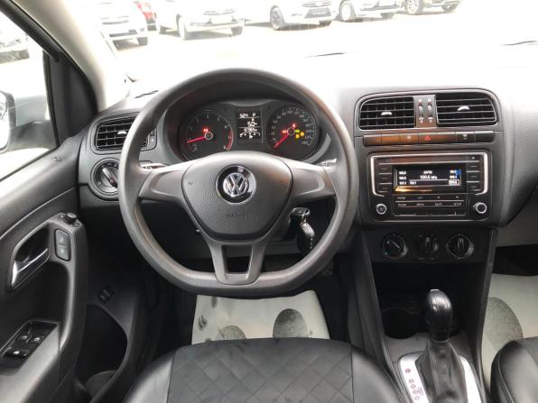 Volkswagen Polo V Рестайлинг с пробегом 2019 года, цена 1 260 000 рублей, 107365 км, седан, Автокод Объявления