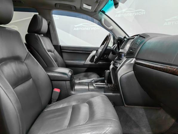 Toyota Land Cruiser 200 Series с пробегом 2008 года, цена 3 600 000 рублей, 253000 км, внедорожник, Автокод Объявления