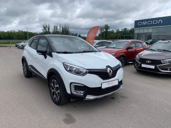 Renault Kaptur I с пробегом 2018 года, цена 1 295 000 рублей, 126621 км, внедорожник, Автокод Объявления