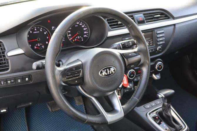 Kia Rio IV с пробегом 2018 года, цена 1 269 000 рублей, 132000 км, хэтчбек, Автокод Объявления