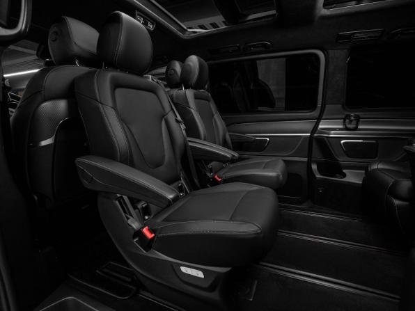 Mercedes-Benz V-Класс III (W447) Рестайлинг с пробегом 2023 года, цена 10 000 000 рублей, 22169 км, минивэн, Автокод Объявления