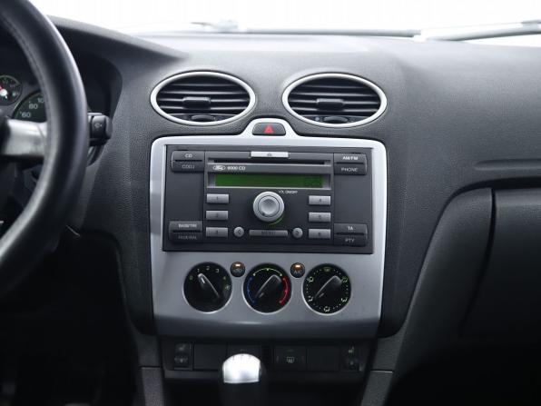 Ford Focus II с пробегом 2005 года, цена 340 000 рублей, 245319 км, седан, Автокод Объявления
