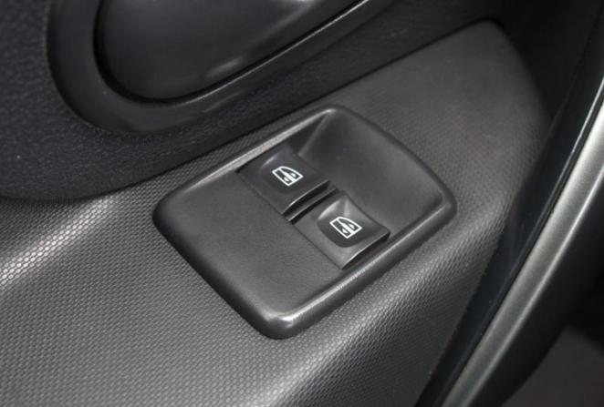 Renault Logan II с пробегом 2017 года, цена 660 000 рублей, 168661 км, седан, Автокод Объявления