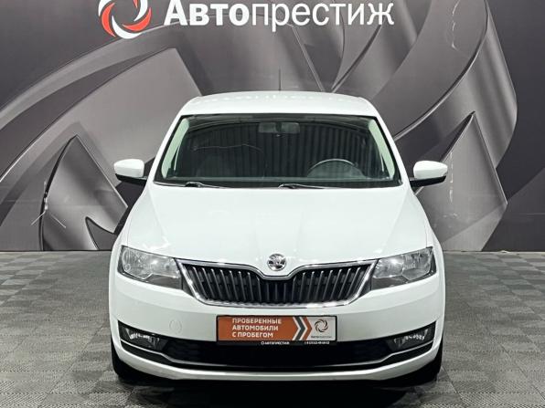 Skoda Rapid I Рестайлинг с пробегом 2019 года, цена 1 370 000 рублей, 113282 км, лифтбек, Автокод Объявления