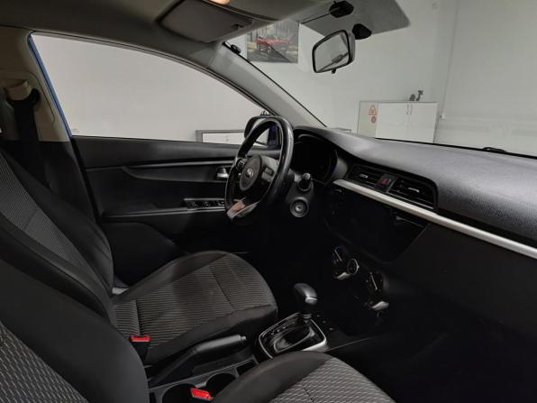 Kia Rio IV с пробегом 2018 года, цена 1 470 000 рублей, 79576 км, хэтчбек, Автокод Объявления