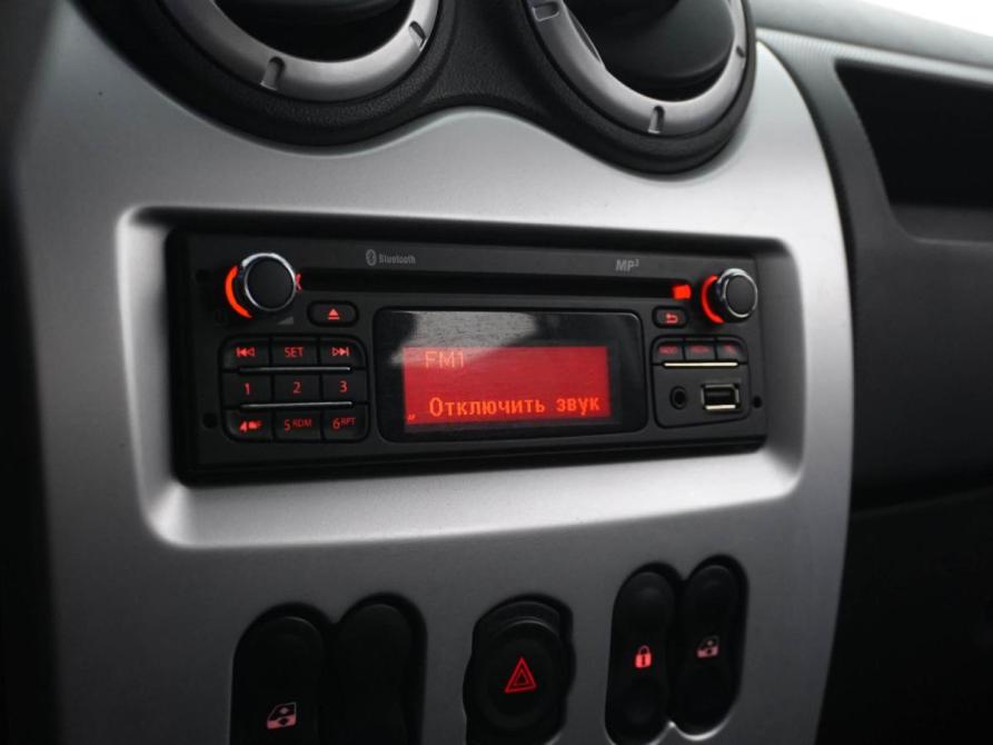 Renault Sandero I Москва  - изображение 12