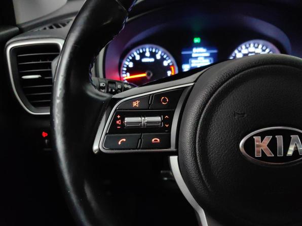 Kia Sportage IV Рестайлинг с пробегом 2019 года, цена 2 499 000 рублей, 71000 км, внедорожник, Автокод Объявления