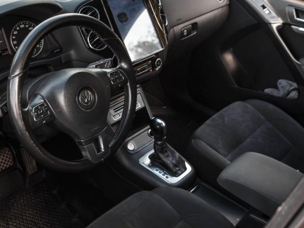 Volkswagen Tiguan I Рестайлинг с пробегом 2013 года, цена 1 230 000 рублей, 196858 км, внедорожник, Автокод Объявления