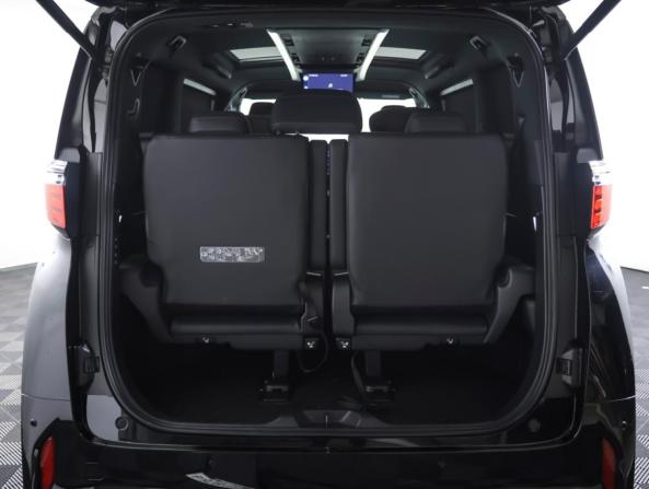 Toyota Alphard IV с пробегом 2023 года, цена 11 286 500 рублей, 31000 км, минивэн, Автокод Объявления