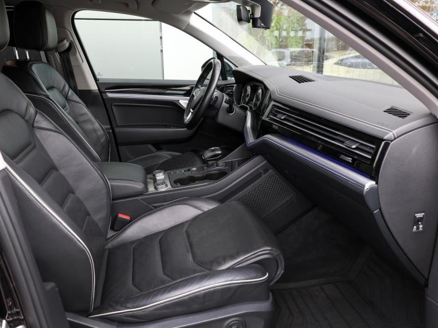 Volkswagen Touareg III Москва  - изображение 10