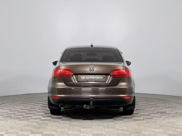 Volkswagen Jetta VI с пробегом 2012 года, цена 800 000 рублей, 220535 км, седан, Автокод Объявления
