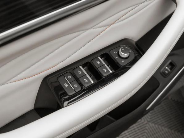 Geely Monjaro I с пробегом 2023 года, цена 3 350 000 рублей, 36876 км, внедорожник, Автокод Объявления