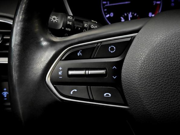 Hyundai Santa Fe IV с пробегом 2019 года, цена 2 870 000 рублей, 91153 км, внедорожник, Автокод Объявления