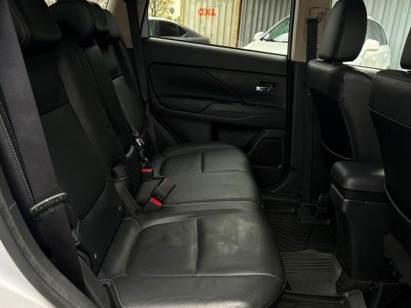 Mitsubishi Outlander III Рестайлинг 2 с пробегом 2018 года, цена 1 922 500 рублей, 164156 км, внедорожник, Автокод Объявления