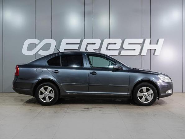 Skoda Octavia II (A5) Рестайлинг с пробегом 2012 года, цена 929 000 рублей, 130536 км, лифтбек, Автокод Объявления