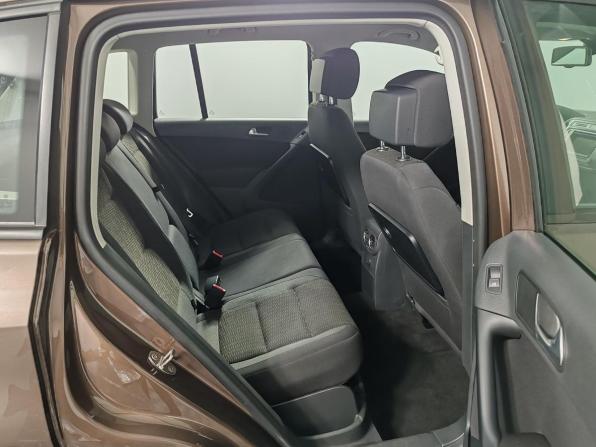 Volkswagen Tiguan I Рестайлинг с пробегом 2016 года, цена 1 555 000 рублей, 174251 км, внедорожник, Автокод Объявления