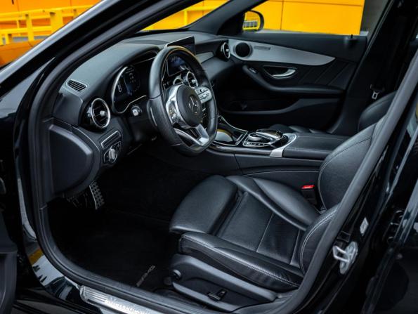 Mercedes-Benz C-Класс IV (W205) Рестайлинг с пробегом 2019 года, цена 3 249 000 рублей, 76700 км, седан, Автокод Объявления