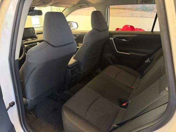 Toyota RAV4 V (XA50) с пробегом 2021 года, цена 3 520 000 рублей, 46181 км, внедорожник, Автокод Объявления