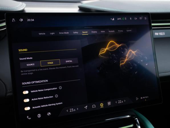 Lotus Eletre с пробегом 2023 года, цена 11 549 000 рублей, 2852 км, внедорожник, Автокод Объявления