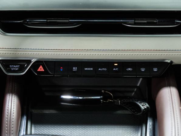 Geely Monjaro I с пробегом 2021 года, цена 3 299 000 рублей, 64218 км, внедорожник, Автокод Объявления