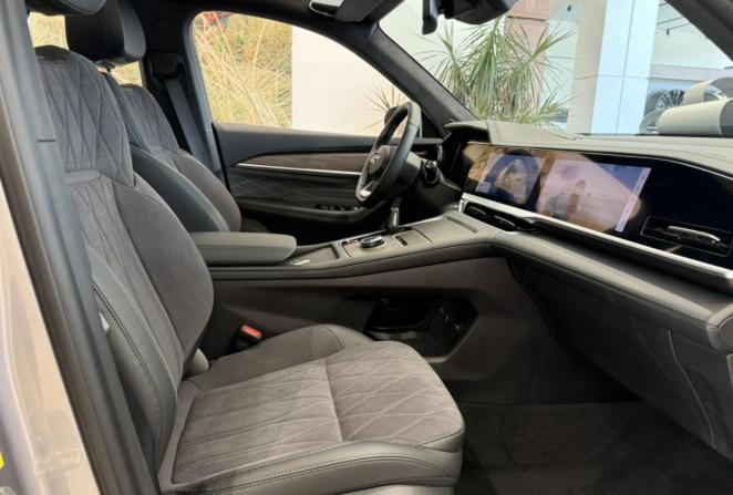 Новый Geely Monjaro I 2026 года, цена 4 599 990 рублей, внедорожник, Автокод Объявления