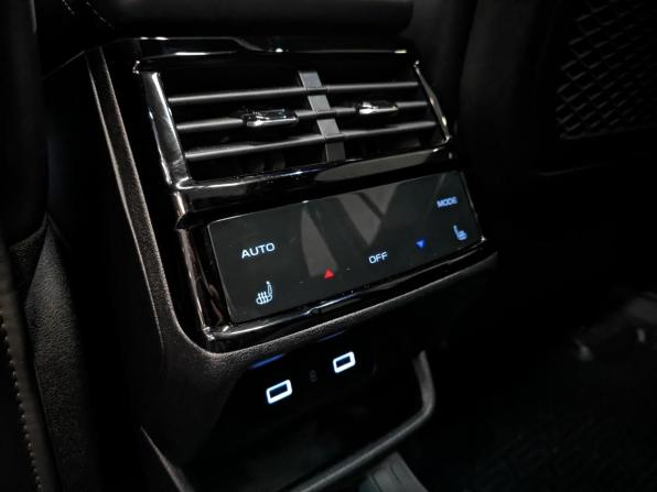 Geely Monjaro I с пробегом 2024 года, цена 3 550 000 рублей, 20359 км, внедорожник, Автокод Объявления