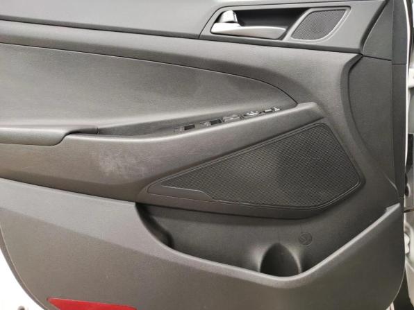 Hyundai Tucson III с пробегом 2016 года, цена 1 690 000 рублей, 222414 км, внедорожник, Автокод Объявления