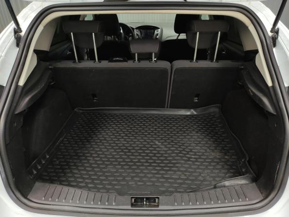 Ford Focus III с пробегом 2013 года, цена 750 000 рублей, 179379 км, хэтчбек, Автокод Объявления