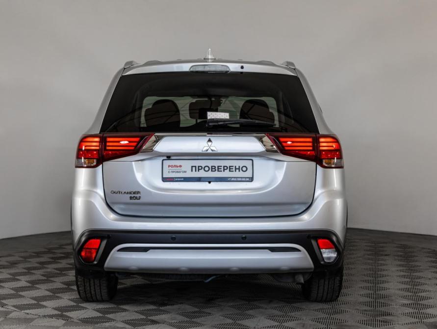 Mitsubishi Outlander III Рестайлинг 3 Санкт-Петербург  - изображение 7