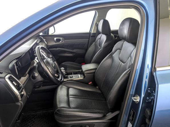 Kia Sorento IV с пробегом 2022 года, цена 3 795 000 рублей, 93137 км, внедорожник, Автокод Объявления