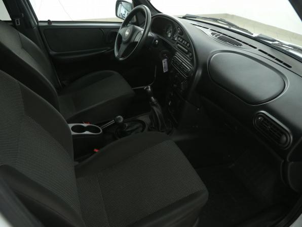 Chevrolet Niva I Рестайлинг с пробегом 2017 года, цена 732 000 рублей, 52000 км, внедорожник, Автокод Объявления