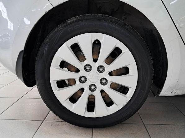 Kia Ceed II с пробегом 2014 года, цена 975 000 рублей, 143882 км, хэтчбек, Автокод Объявления