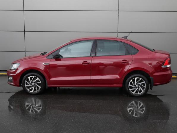 Volkswagen Polo V Рестайлинг с пробегом 2017 года, цена 1 198 000 рублей, 79814 км, седан, Автокод Объявления