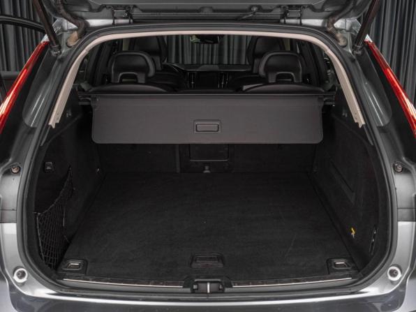 Volvo XC60 II с пробегом 2018 года, цена 3 199 000 рублей, 131480 км, внедорожник, Автокод Объявления