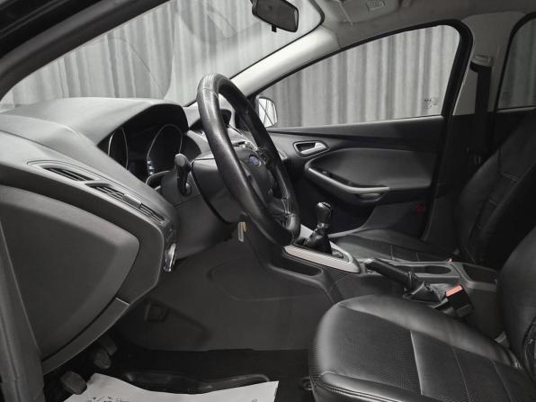 Ford Focus III с пробегом 2012 года, цена 730 000 рублей, 143000 км, хэтчбек, Автокод Объявления