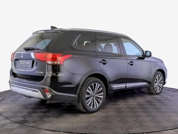 Mitsubishi Outlander III Рестайлинг 3 с пробегом 2019 года, цена 1 870 000 рублей, 178898 км, внедорожник, Автокод Объявления