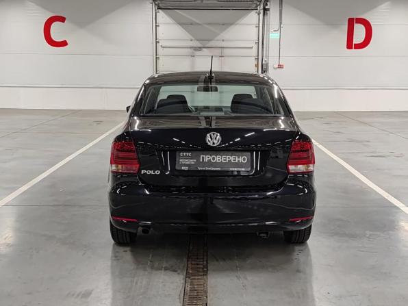 Volkswagen Polo V Рестайлинг с пробегом 2017 года, цена 1 210 000 рублей, 73893 км, седан, Автокод Объявления