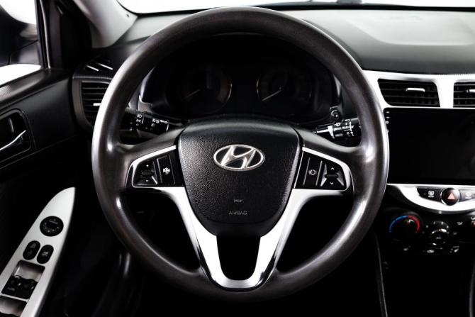 Hyundai Solaris I с пробегом 2012 года, цена 889 000 рублей, 163000 км, седан, Автокод Объявления