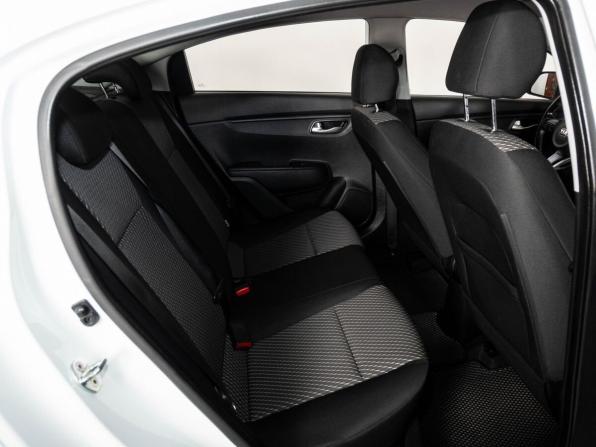 Kia Rio IV с пробегом 2019 года, цена 1 098 000 рублей, 161000 км, седан, Автокод Объявления