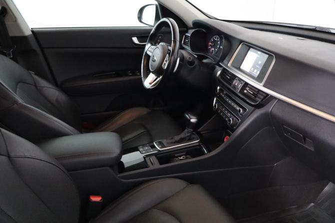 Kia Optima IV Рестайлинг с пробегом 2019 года, цена 1 899 000 рублей, 92000 км, седан, Автокод Объявления