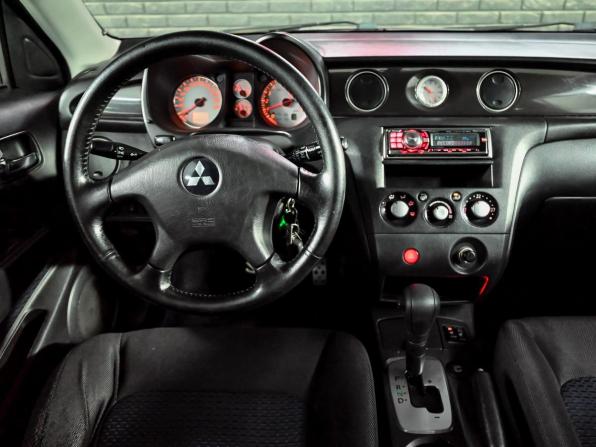 Mitsubishi Outlander I с пробегом 2006 года, цена 750 000 рублей, 288470 км, внедорожник, Автокод Объявления