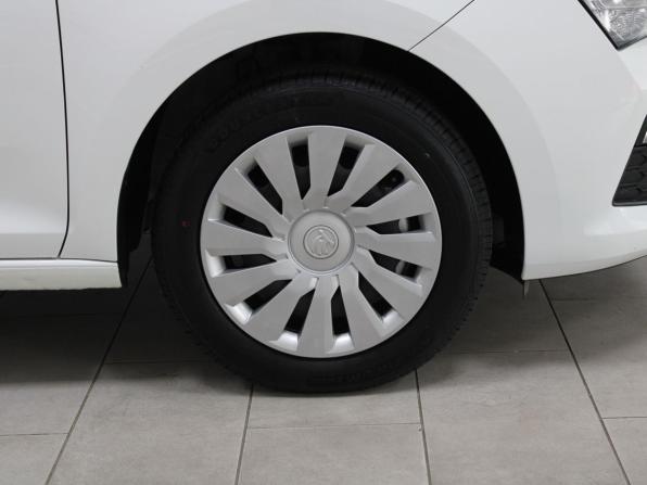 Skoda Rapid II с пробегом 2022 года, цена 1 549 900 рублей, 165222 км, лифтбек, Автокод Объявления